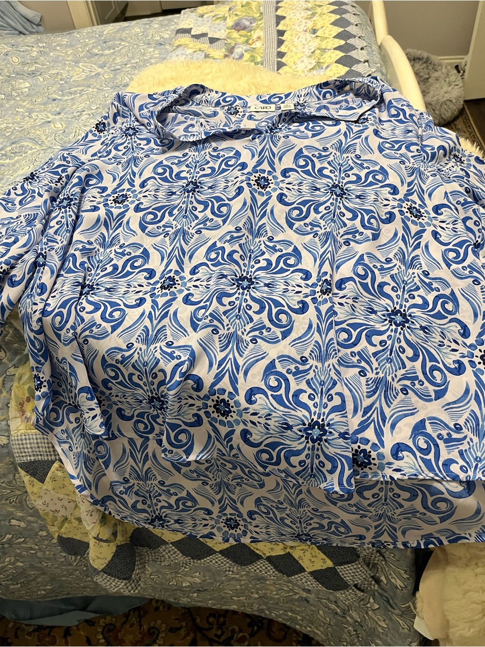 Cato Blue & White Floral-Pattern Button Down Shirt